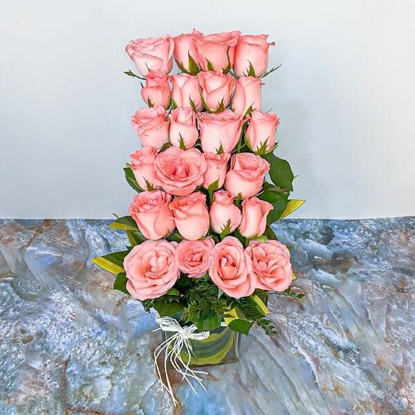 Romantic Pink Roses Glass Vase Arrangement